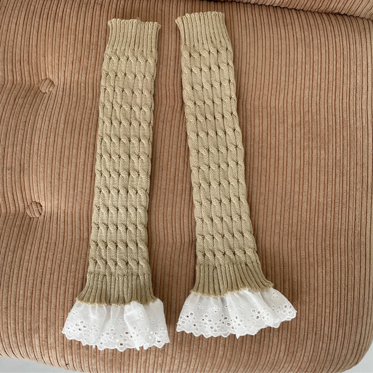 1 Pair Khaki Krean Fashion Daily Twist Wool Knitting Autumn Winter Leg Warmer White Lace Decro Sweet Girls Legging 
1 Pair Khaki Krean Fashion Daily Twist Wool Knitting Autumn Winter Leg Warmer White Lace Decro Sweet Girls Legging