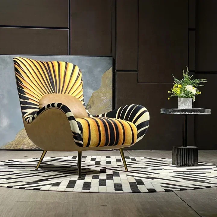 # Высококачественный постмодернистский стул для отдыха, тканевый стул с ножкой из нержавеющей стали, роскошный стул для дивана в гостиной
# Высококачественный постмодернистский стул для отдыха, тканевый стул с ножкой из нержавеющей стали, роскошный стул для дивана в гостиной