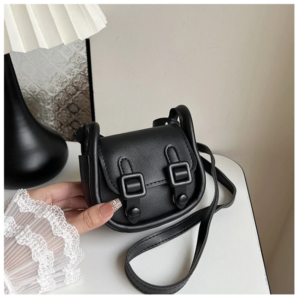 Women's Mini Square Bag Flip Buckle Shoulder Crossbody Bag Cute Saddle Bag Lipstick Key Storage Pouch Fashion Leisure Satchel
Women's Mini Square Bag Flip Buckle Shoulder Crossbody Bag Cute Saddle Bag Lipstick Key Storage Pouch Fashion Leisure Satchel