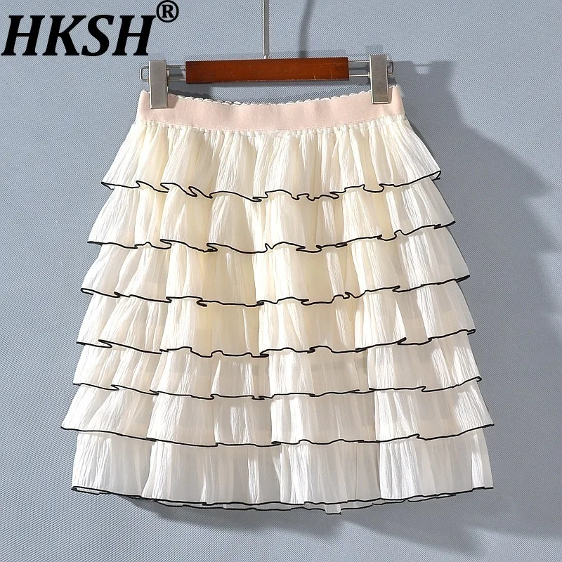 HKSH Summer New Women Chic Skirt Elastic Waist Layered Ruffle Pleated Contrast Color Sweet Stylish Tide Short Puff Skirts HK8243
HKSH Summer New Women Chic Skirt Elastic Waist Layered Ruffle Pleated Contrast Color Sweet Stylish Tide Short Puff Skirts HK8243