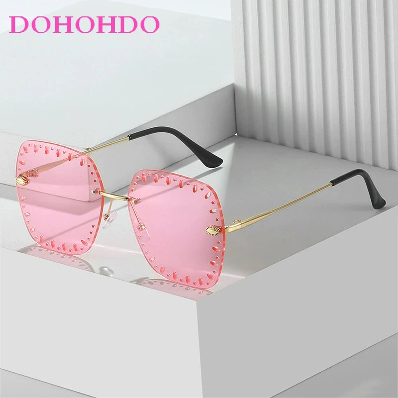 Rimless Sunglasses Women Men Fashion Vintage Luxury Brand Hollowed Square Glasses For Female Designer Street Photography UV400
Rimless Sunglasses Women Men Fashion Vintage Luxury Brand Hollowed Square Glasses For Female Designer Street Photography UV400