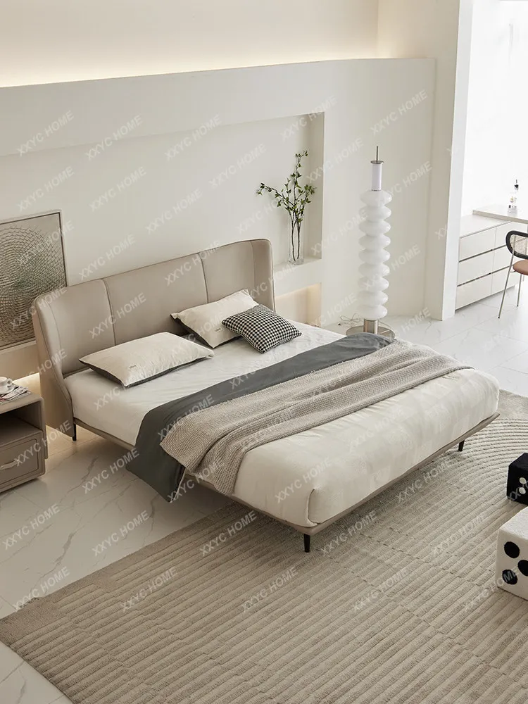 Leather bed simple modern small apartment double bed minimalist bedroom master bedroom marriage bed
Leather bed simple modern small apartment double bed minimalist bedroom master bedroom marriage bed