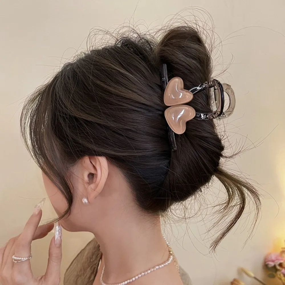 Fashion Transparent Heart Shark Clip Korean Style Waterproof Love Hair Claw Headwear Sweet Resin Shark Clip Girl
Fashion Transparent Heart Shark Clip Korean Style Waterproof Love Hair Claw Headwear Sweet Resin Shark Clip Girl
