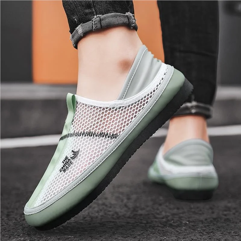 Men's Summer Breathable Lightweight Thin Slip-On Casual Hollow out Half Slippers Trendy Shoes round Toe Low Heel Rubber Outsole
Men's Summer Breathable Lightweight Thin Slip-On Casual Hollow out Half Slippers Trendy Shoes round Toe Low Heel Rubber Outsole