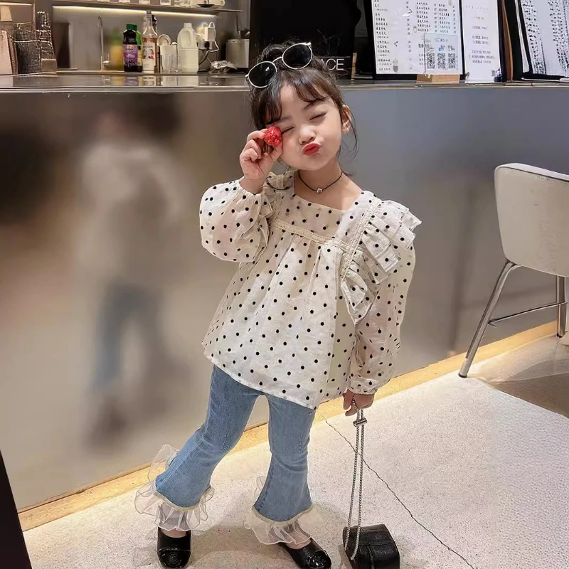 Spring New Girls' Clothing Set Casual Polka Dot Top Long Sleeved Shirt +Fashion Personalized Lace Jeans Children' s Clothes Suit
Spring New Girls' Clothing Set Casual Polka Dot Top Long Sleeved Shirt +Fashion Personalized Lace Jeans Children' s Clothes Suit
