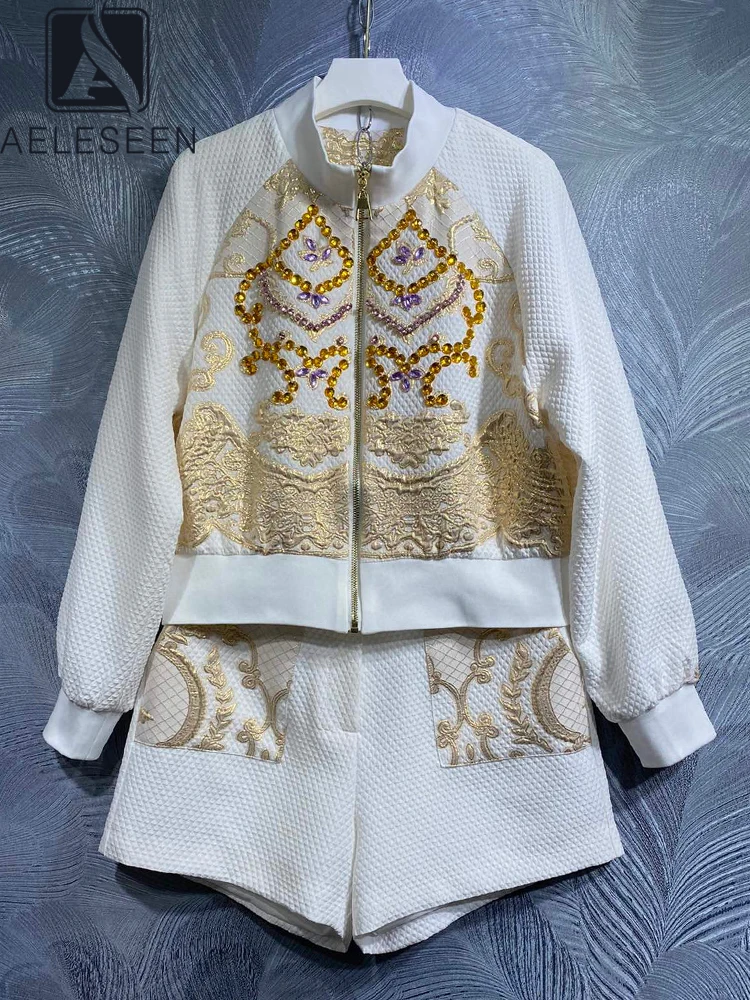 AELESEEN High Quality Vintage Set Autumn Winter Runway Fashion Jacket Coat+High Waist Shorts Flower Embroidry Beading Suit
AELESEEN High Quality Vintage Set Autumn Winter Runway Fashion Jacket Coat+High Waist Shorts Flower Embroidry Beading Suit