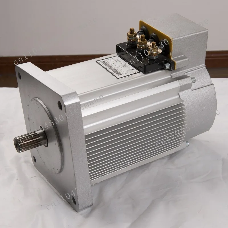 48V 4KW Electric Golf Cart Motor with Brake AQHT4-4104B-XL90 AC Motor for Golf Carts
48V 4KW Electric Golf Cart Motor with Brake AQHT4-4104B-XL90 AC Motor for Golf Carts