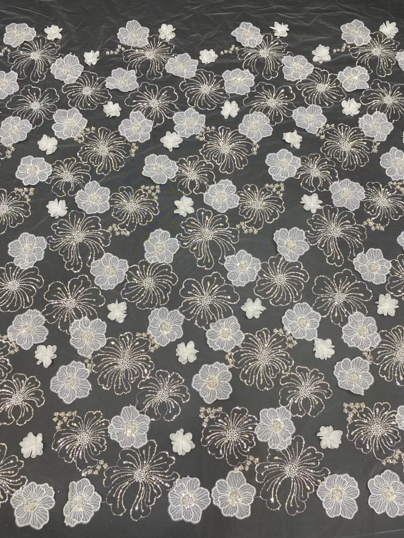 Off white 3D flowers Embroidery lace fabric African French Tulle Mesh Lace Fabric Sequins Lace Fabric for Bridal
Off white 3D flowers Embroidery lace fabric African French Tulle Mesh Lace Fabric Sequins Lace Fabric for Bridal