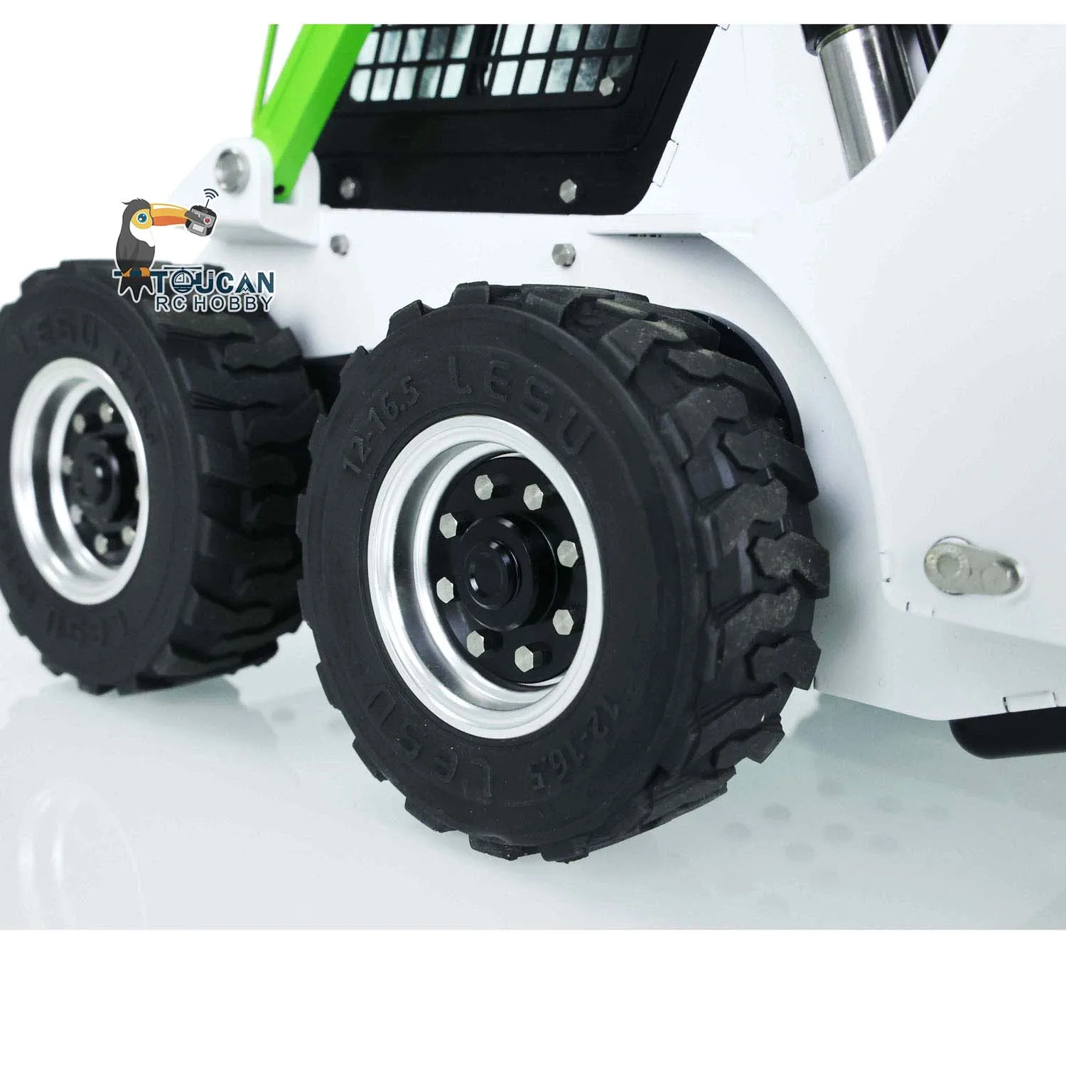 LESU 1/14 Wheeled Skid-Steer Hydraulic RC Loader Aoue LT5H I6S Remote Controller Advanced Smooth Operation Hobby Model THZH1279
LESU 1/14 Wheeled Skid-Steer Hydraulic RC Loader Aoue LT5H I6S Remote Controller Advanced Smooth Operation Hobby Model THZH1279