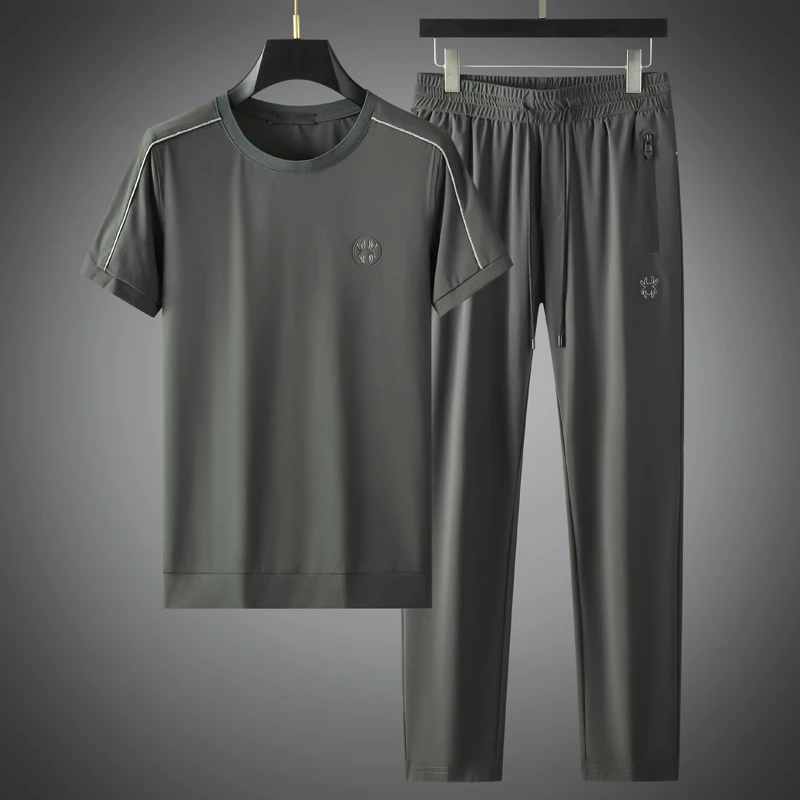 2022 Sport Casual Men's Sets (T-shirt+pants) Luxury Short Sleeve Soft Silky Male Suits Summer Elastic Waist Man Pants 5XL
2022 Sport Casual Men's Sets (T-shirt+pants) Luxury Short Sleeve Soft Silky Male Suits Summer Elastic Waist Man Pants 5XL