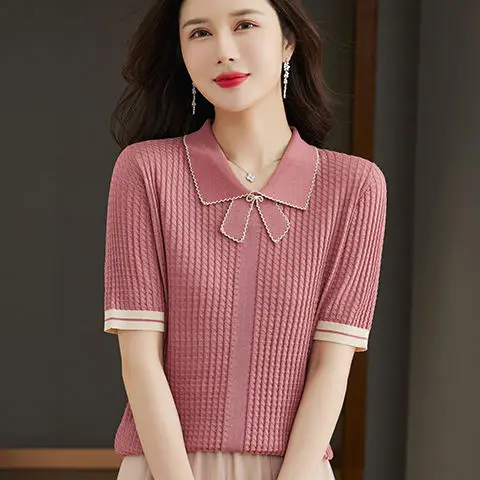 Summer Ice Silk Short Sleeved T-shirt Women's Thin POLO Collar Top New Fashionable Doll Collar Knitted Shirt
Summer Ice Silk Short Sleeved T-shirt Women's Thin POLO Collar Top New Fashionable Doll Collar Knitted Shirt