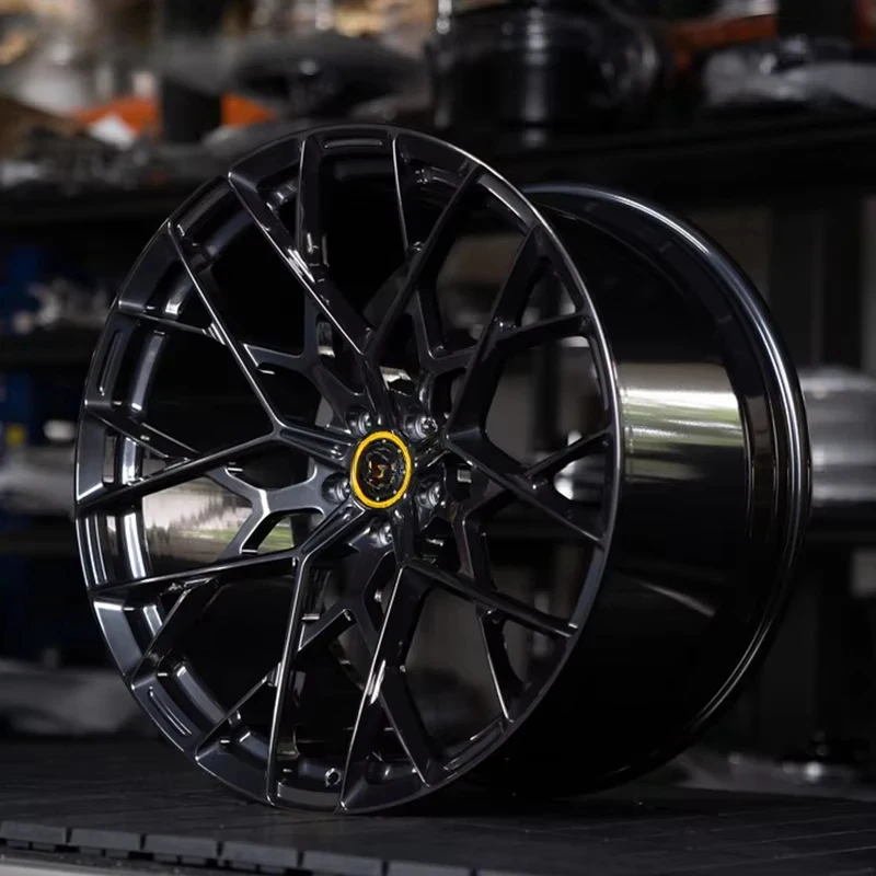 Factory Custom Luxury Forged Alloy 5X114.3 5X130 5X120 18 19 20 21 22 24 Inch Rims
Factory Custom Luxury Forged Alloy 5X114.3 5X130 5X120 18 19 20 21 22 24 Inch Rims