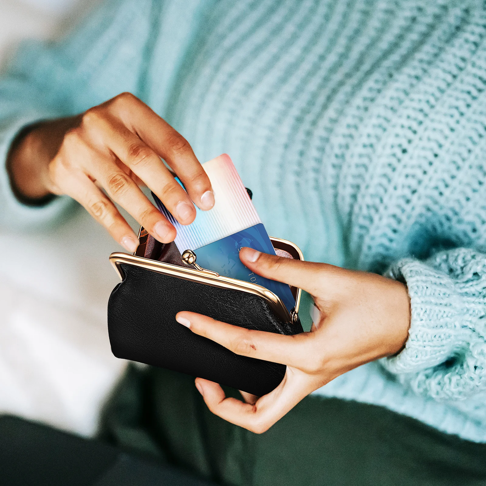 2Pcs PU Coin Purse Small Change Bag Portable Travel Wallet Clasp Design for Women Coin Purse Mini Wallet
2Pcs PU Coin Purse Small Change Bag Portable Travel Wallet Clasp Design for Women Coin Purse Mini Wallet