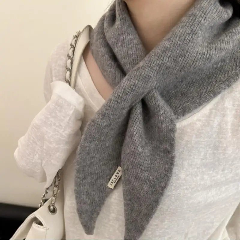 Autumn Winter Unisex Warm Knit Scarf Ins Solid Color Versatile Shawl Neck Warm Triangular Scarf Outdoor Coldproof Ski Neckcheif
Autumn Winter Unisex Warm Knit Scarf Ins Solid Color Versatile Shawl Neck Warm Triangular Scarf Outdoor Coldproof Ski Neckcheif