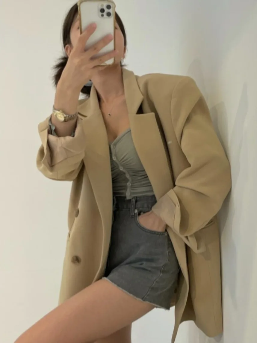 Double-Row Buttoned Loose Women's Suit Jaet Autumn High-Design Ba Button Flip Collar Unique Sle Top Outerwear
Double-Row Buttoned Loose Women's Suit Jaet Autumn High-Design Ba Button Flip Collar Unique Sle Top Outerwear