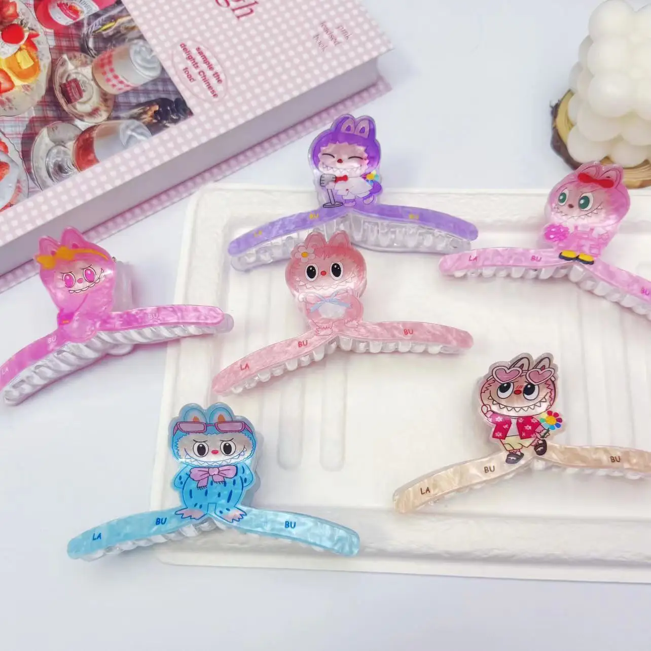 Labubu Kawaii Grab Clip Large Grab Clip Plate Hair Grab Clip Shark Clip Soft Cute Mermaid Ji Color Cute Claw Clip Girl Gift
Labubu Kawaii Grab Clip Large Grab Clip Plate Hair Grab Clip Shark Clip Soft Cute Mermaid Ji Color Cute Claw Clip Girl Gift