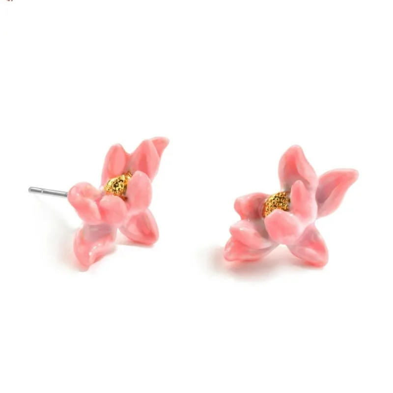 New National Trend Three-dimensional Lotus Fresh Earrings Summer Autumn Winter Hand-painted Pink Enamel Lotus Earrings for Women
New National Trend Three-dimensional Lotus Fresh Earrings Summer Autumn Winter Hand-painted Pink Enamel Lotus Earrings for Women
