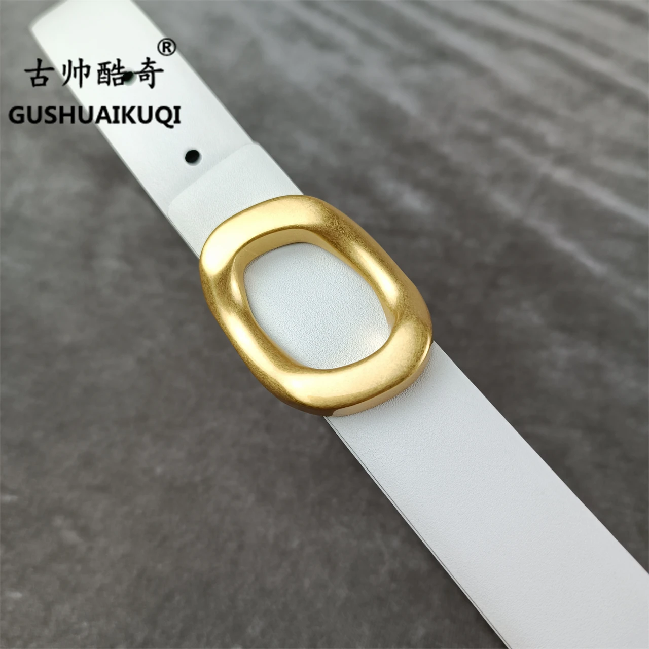 Women's leather belt women's leather versatile jeans with thin fashion simple skirt ins style women's belt 2.5cm
Women's leather belt women's leather versatile jeans with thin fashion simple skirt ins style women's belt 2.5cm
