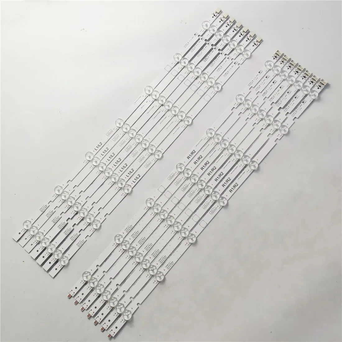 LED Backlight strip 14 lamp For V7.1 TV E227809 55G20X P-Series P55-C1 LC550DQF FH A1
LED Backlight strip 14 lamp For V7.1 TV E227809 55G20X P-Series P55-C1 LC550DQF FH A1