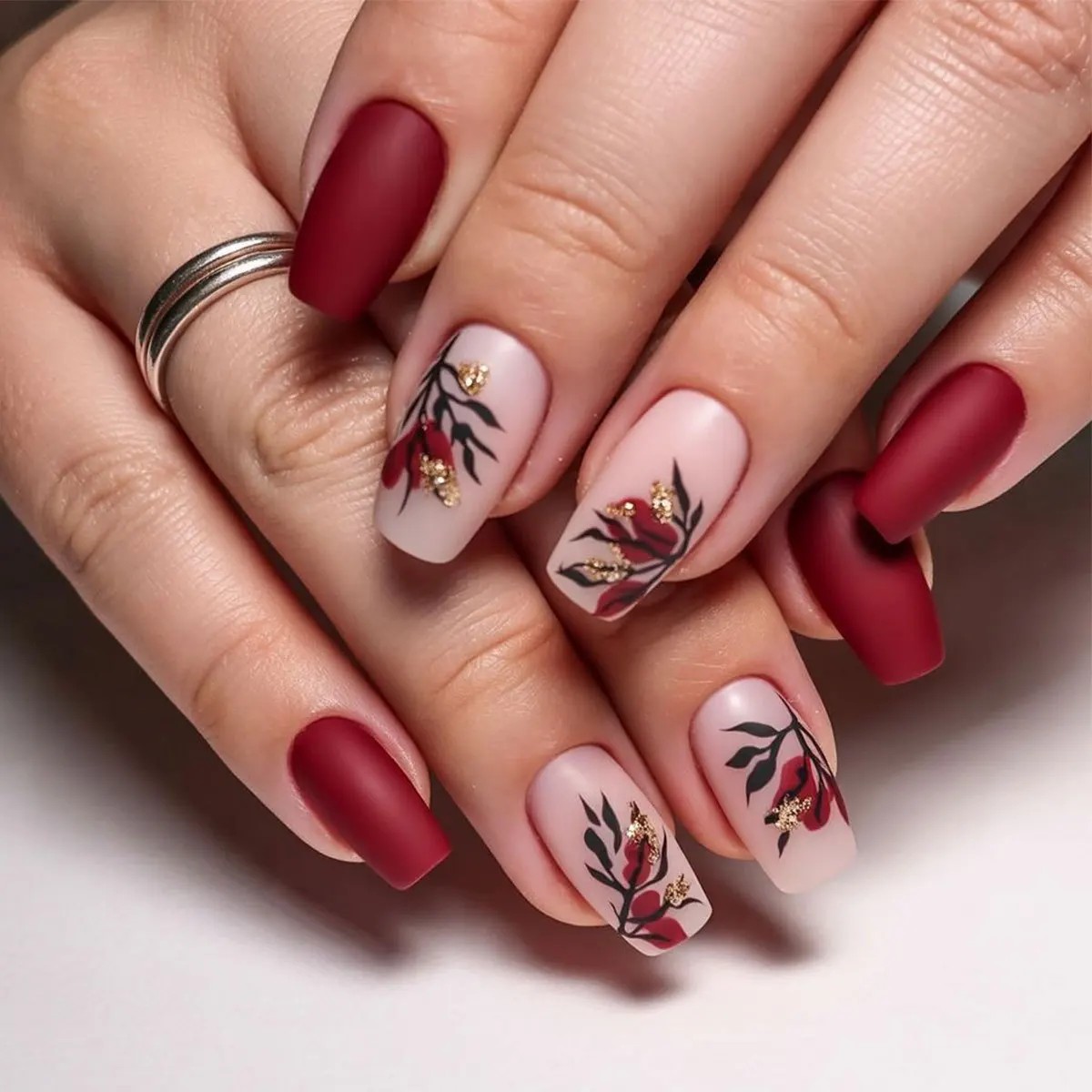 Red Matte Flowers Fake Nails Spicy Girls False Nail Artificial Tips Full Cover Press on Nails loral Nail Art French Tip Press on
Red Matte Flowers Fake Nails Spicy Girls False Nail Artificial Tips Full Cover Press on Nails loral Nail Art French Tip Press on