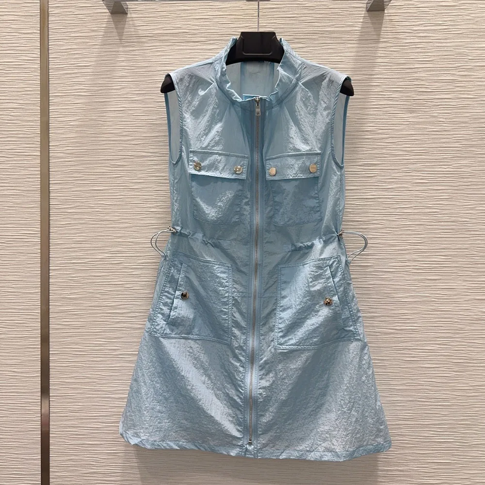 High-quality 2026women's fashionable solid-color dress with a large pocket decoration and a waist contraction featurexy265112726
High-quality 2026women's fashionable solid-color dress with a large pocket decoration and a waist contraction featurexy265112726