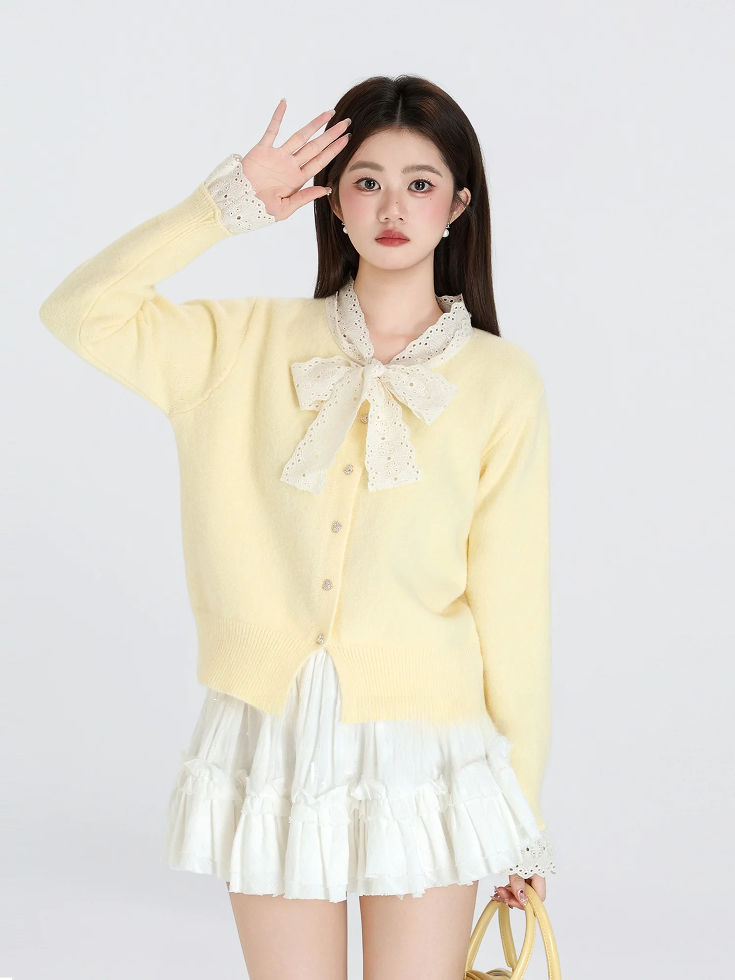 Korean Sle Yellow Bow Knot Knitted Cardigan Women's ort Svel Top Lace Splicing Sweater Jaet Autumn New Arrival
Korean Sle Yellow Bow Knot Knitted Cardigan Women's ort Svel Top Lace Splicing Sweater Jaet Autumn New Arrival