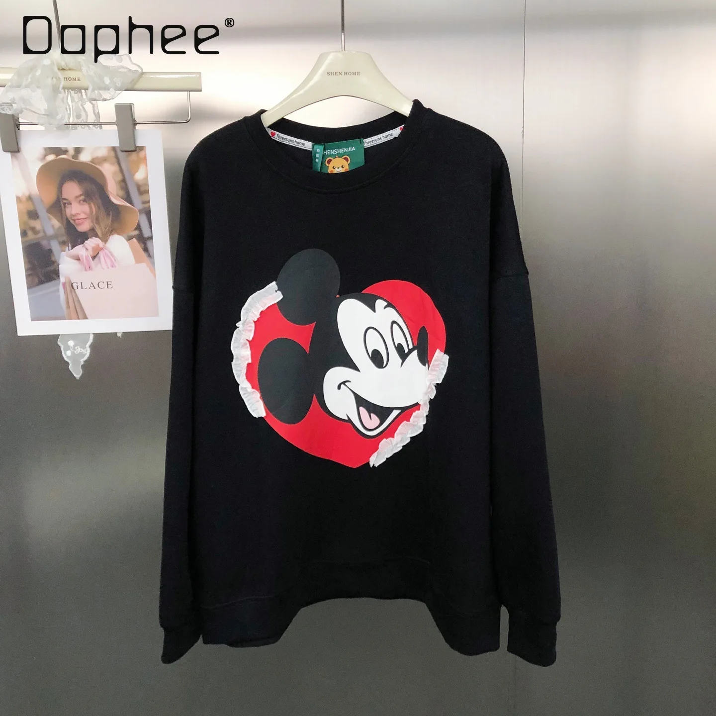 Cartoon Print Sweatshirt for Women 2026 New Korean Style Lace Heart Fashion Pullover Oversized Sweatshirt Spring Autumn
Cartoon Print Sweatshirt for Women 2026 New Korean Style Lace Heart Fashion Pullover Oversized Sweatshirt Spring Autumn