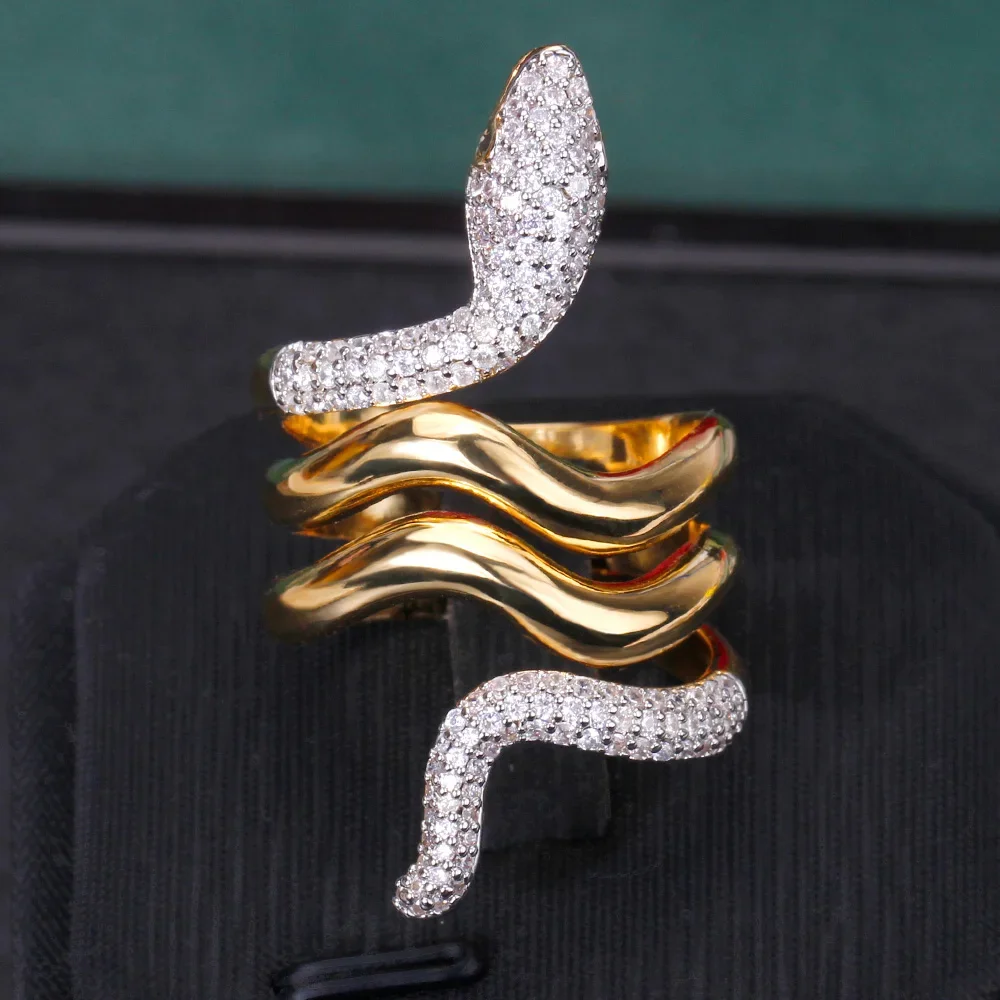 JEWEL 2025 New Luxury CZ Snake Rings For Women Gold Color Curved Ring Cubic Zirconia Personal Wedding Party Gift
JEWEL 2025 New Luxury CZ Snake Rings For Women Gold Color Curved Ring Cubic Zirconia Personal Wedding Party Gift
