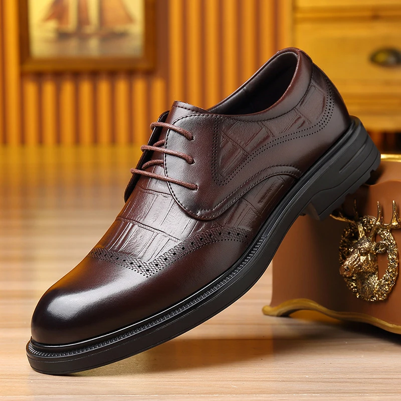 Men's business dress leather shoes are comfortable, soft soled, anti slip, and wear-resistant for the groom Dress shoes
Men's business dress leather shoes are comfortable, soft soled, anti slip, and wear-resistant for the groom Dress shoes