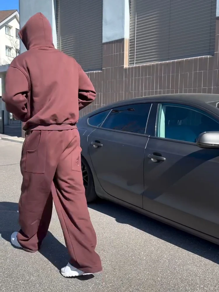 2025 Simple Autumn and Winter Trendy Brand Double Hat Design Loose Hooded Hoodie and Pants for Men and Women
2025 Simple Autumn and Winter Trendy Brand Double Hat Design Loose Hooded Hoodie and Pants for Men and Women