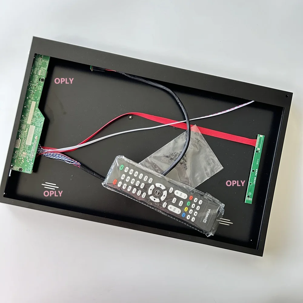 AV HDMI-compatible USB VGA TV Controller driver Board kit with metal case back cover for LP156WH3 1366×768 15.6" screen monitor
AV HDMI-compatible USB VGA TV Controller driver Board kit with metal case back cover for LP156WH3 1366×768 15.6" screen monitor