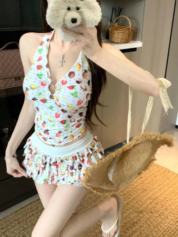 Women's Summer 2 Piece Swimsuit Set Fruit Print Mock Neck Ruffle Hem Skirt Korean Style Beachwear
Women's Summer 2 Piece Swimsuit Set Fruit Print Mock Neck Ruffle Hem Skirt Korean Style Beachwear