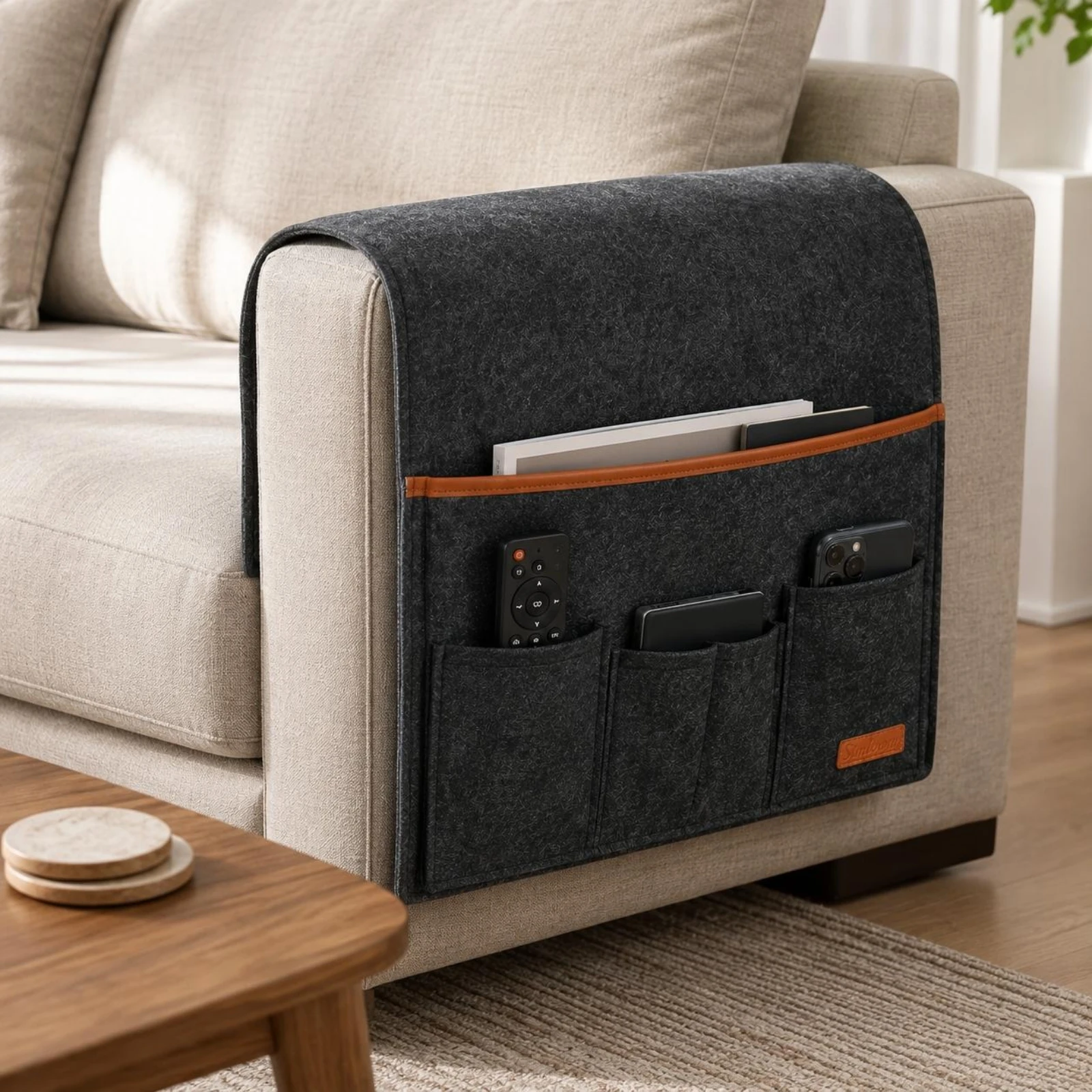 Sofa Armrest Organizer Contrasting Trim Felt Hanging Organizer Sofa Armrest Storage Organizer Rounded Back Flap TV Controller
Sofa Armrest Organizer Contrasting Trim Felt Hanging Organizer Sofa Armrest Storage Organizer Rounded Back Flap TV Controller
