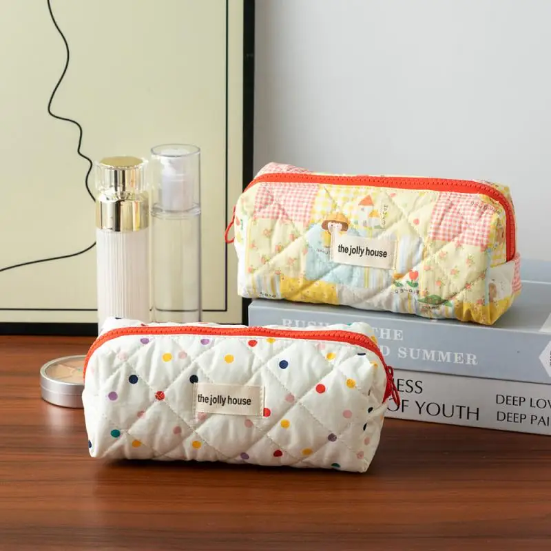 Pack Jumbo Capacity Stationery Pouch Adorable Animated Polka Dot Pencil Holder for School Pupils Versatile Storage Bag
Pack Jumbo Capacity Stationery Pouch Adorable Animated Polka Dot Pencil Holder for School Pupils Versatile Storage Bag