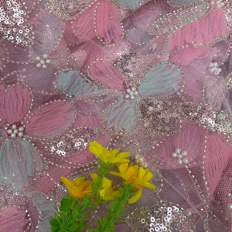 Роскошная розовая 2026 высококачественная французская тюль с блестками, кружевная ткань с цветами и бабочками, сетчатая марлевая ткань 1 ярд для свадебного платья
Роскошная розовая 2026 высококачественная французская тюль с блестками, кружевная ткань с цветами и бабочками, сетчатая марлевая ткань 1 ярд для свадебного платья