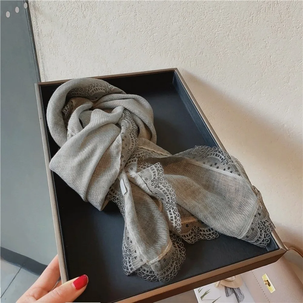 Literary Elegant Flaxen Lace Scarf Lace Edge Solid Color Women's Shawl Breathable Cotton Linen Scarf for Women
Literary Elegant Flaxen Lace Scarf Lace Edge Solid Color Women's Shawl Breathable Cotton Linen Scarf for Women