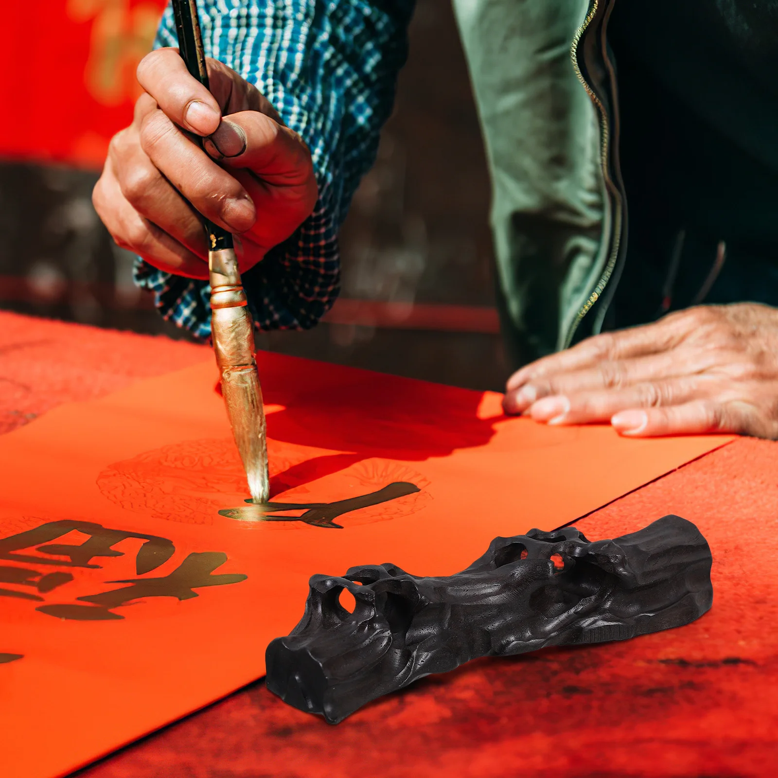 Hollow Design Calligraphy Brush Stand Wooden Pen Holder for Desk Accessories Unique Artistic Fountain Pens Organizer
Hollow Design Calligraphy Brush Stand Wooden Pen Holder for Desk Accessories Unique Artistic Fountain Pens Organizer