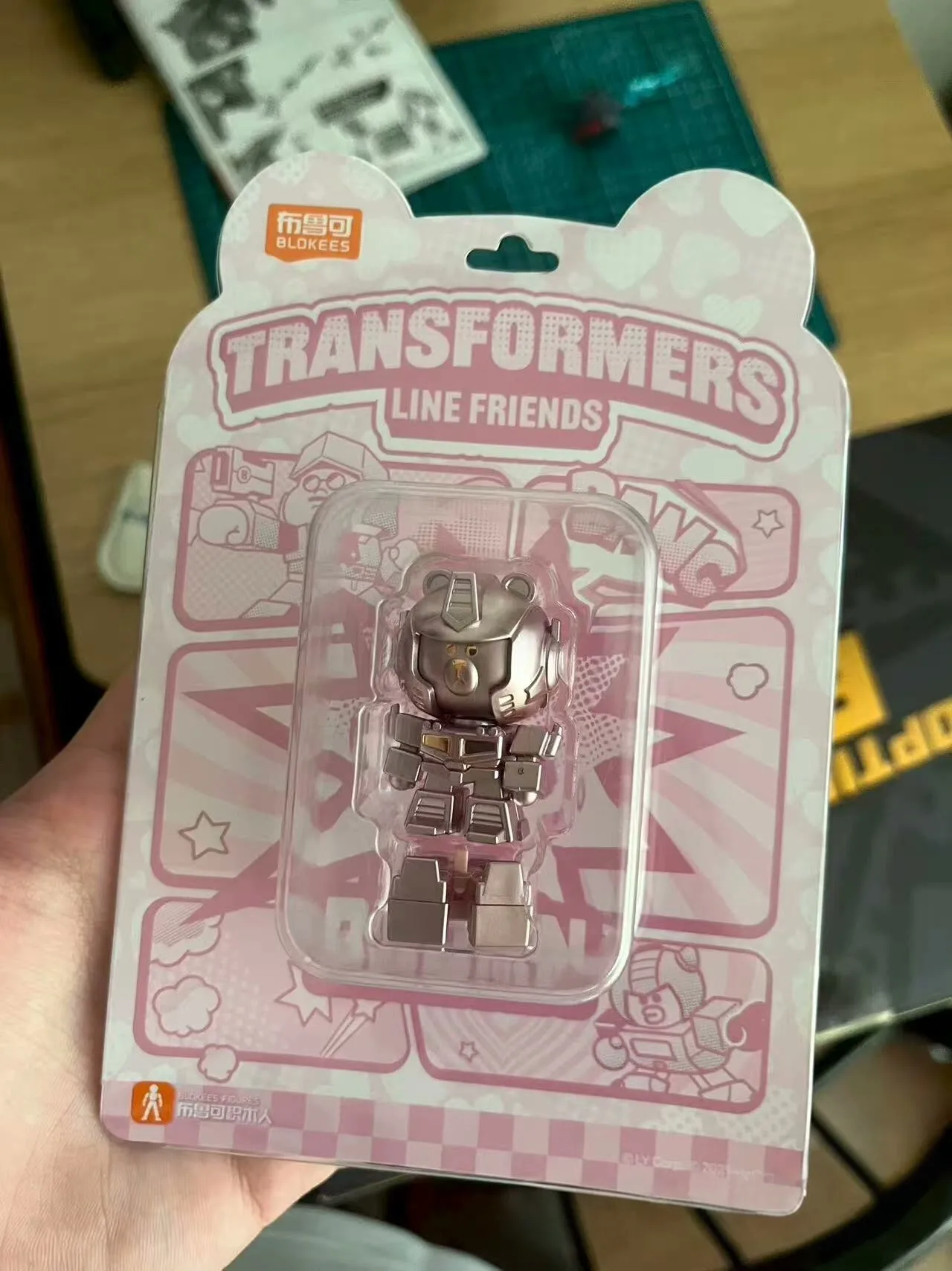 Genuine Blokees Official Mokoo Mega Optimus Prime × Brown Line Friends Crossover Building Block Model Kit + Brown Crank Card
Genuine Blokees Official Mokoo Mega Optimus Prime × Brown Line Friends Crossover Building Block Model Kit + Brown Crank Card