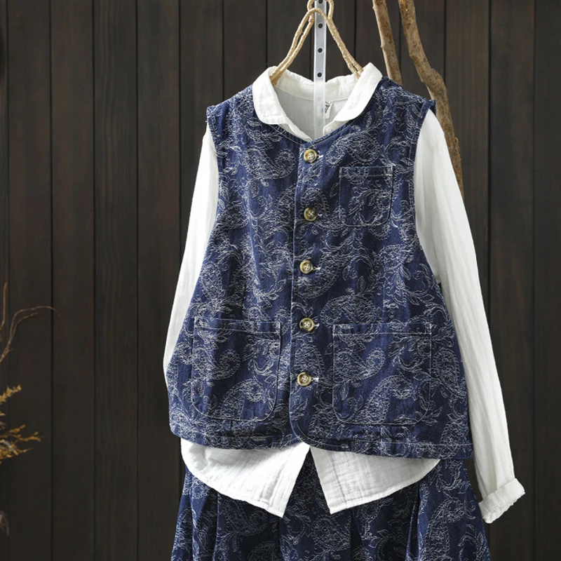 Women Casual Cotton Vest Coats New 2025 Autumn Vintage Style O-neck Floral Pattern Female Sleeveless Basics Jackets M2137
Women Casual Cotton Vest Coats New 2025 Autumn Vintage Style O-neck Floral Pattern Female Sleeveless Basics Jackets M2137