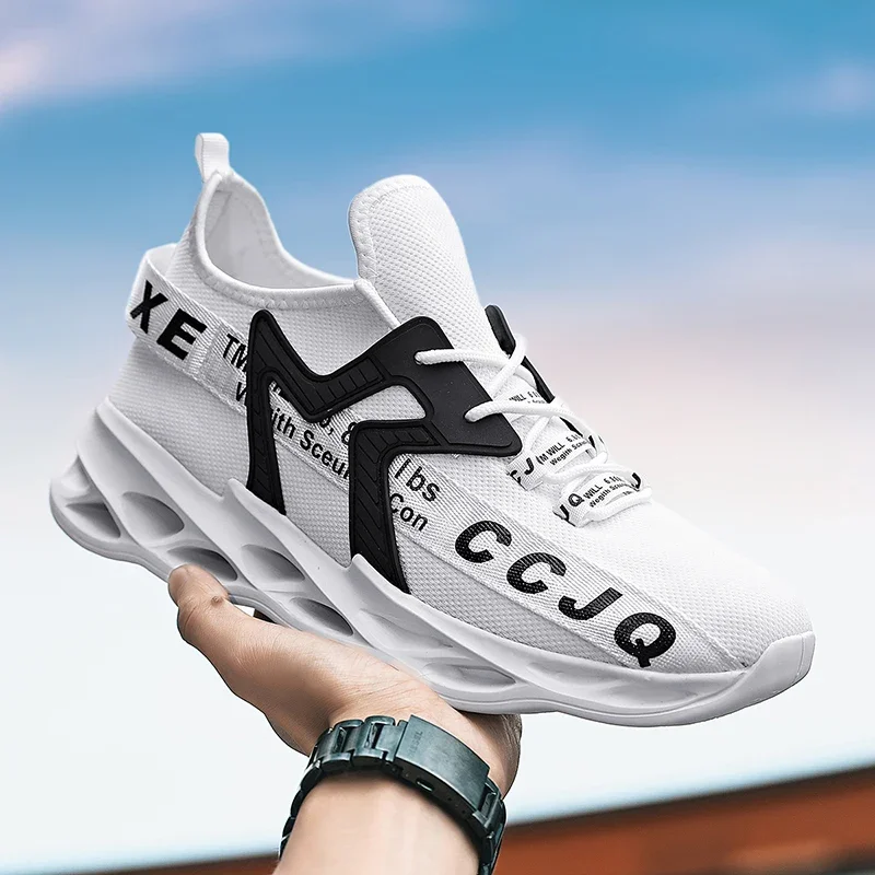 New Lightweight Men's Fashionable Sports Shoes Breathable Comfortable Running Shoes Outdoor Fitness Lazy Training Non-slip Shoes
New Lightweight Men's Fashionable Sports Shoes Breathable Comfortable Running Shoes Outdoor Fitness Lazy Training Non-slip Shoes