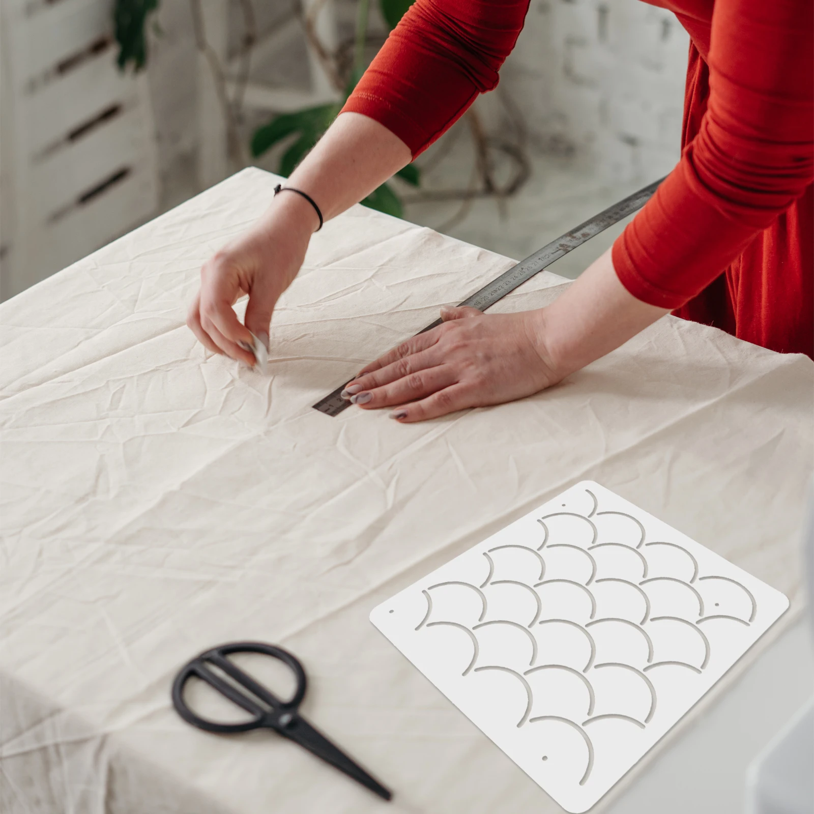 Transparent Fabric Trace Board Template for Quilting Patchwork Sewing Embroidery DIY Craft Projects Plastic Templates Ruler
Transparent Fabric Trace Board Template for Quilting Patchwork Sewing Embroidery DIY Craft Projects Plastic Templates Ruler