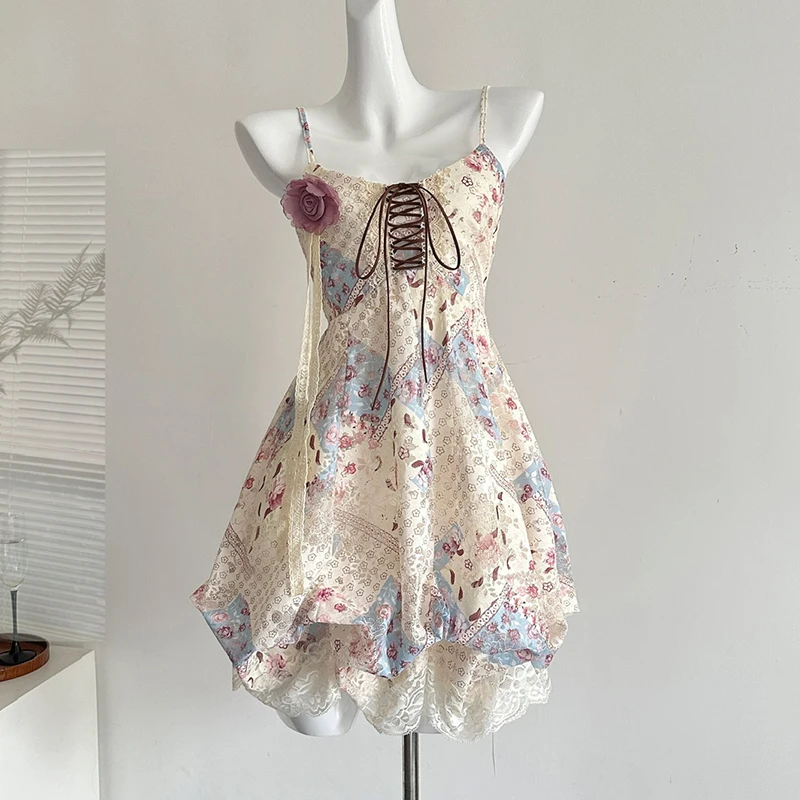 Retro Floral Dress Women Summer 2025 New Lace-Up Spaghetti Strap Short Dresses Female Sexy Luxury Lace Hollow Out Mini Dress
Retro Floral Dress Women Summer 2025 New Lace-Up Spaghetti Strap Short Dresses Female Sexy Luxury Lace Hollow Out Mini Dress