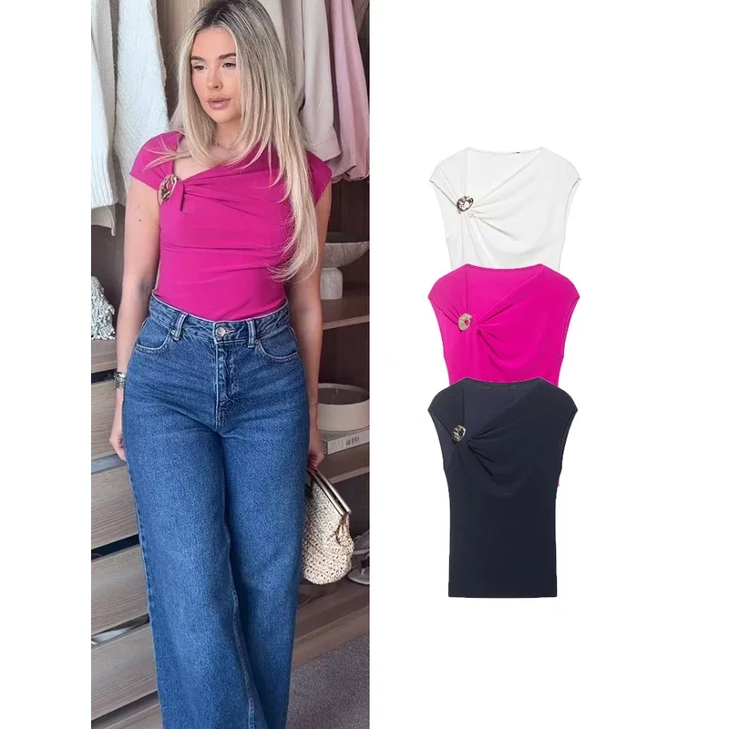 Elegant Solid Asymmetrical T-shirt Women Chic Metal Ring Ruched Slim Fit Sleeveless Casual Tops 2026 Summer Fashion Party Tees
Elegant Solid Asymmetrical T-shirt Women Chic Metal Ring Ruched Slim Fit Sleeveless Casual Tops 2026 Summer Fashion Party Tees