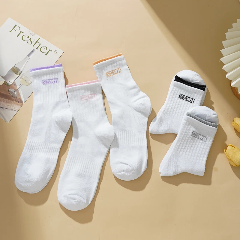 Women's Cotton Blends Casual Middle Tube Socks Striped Breathable Solid Color Casual Sock 5 Pairs White Double Cuffs Letter Sock
Women's Cotton Blends Casual Middle Tube Socks Striped Breathable Solid Color Casual Sock 5 Pairs White Double Cuffs Letter Sock
