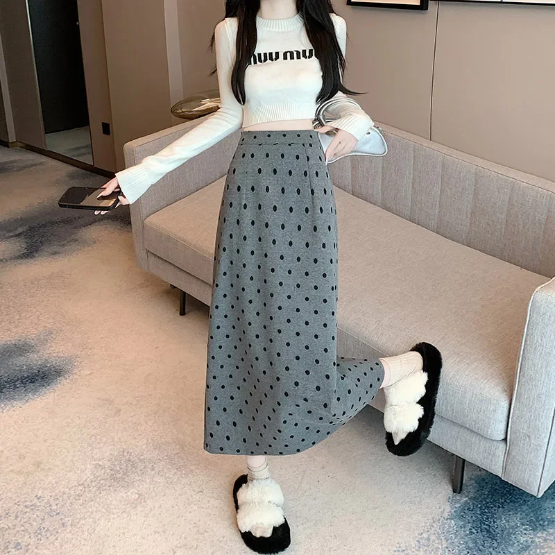 Half length skirt for women, 2024 autumn and winter, high waist, slimming and hip hugging skirt, A-line skirt, long skirt
Half length skirt for women, 2024 autumn and winter, high waist, slimming and hip hugging skirt, A-line skirt, long skirt