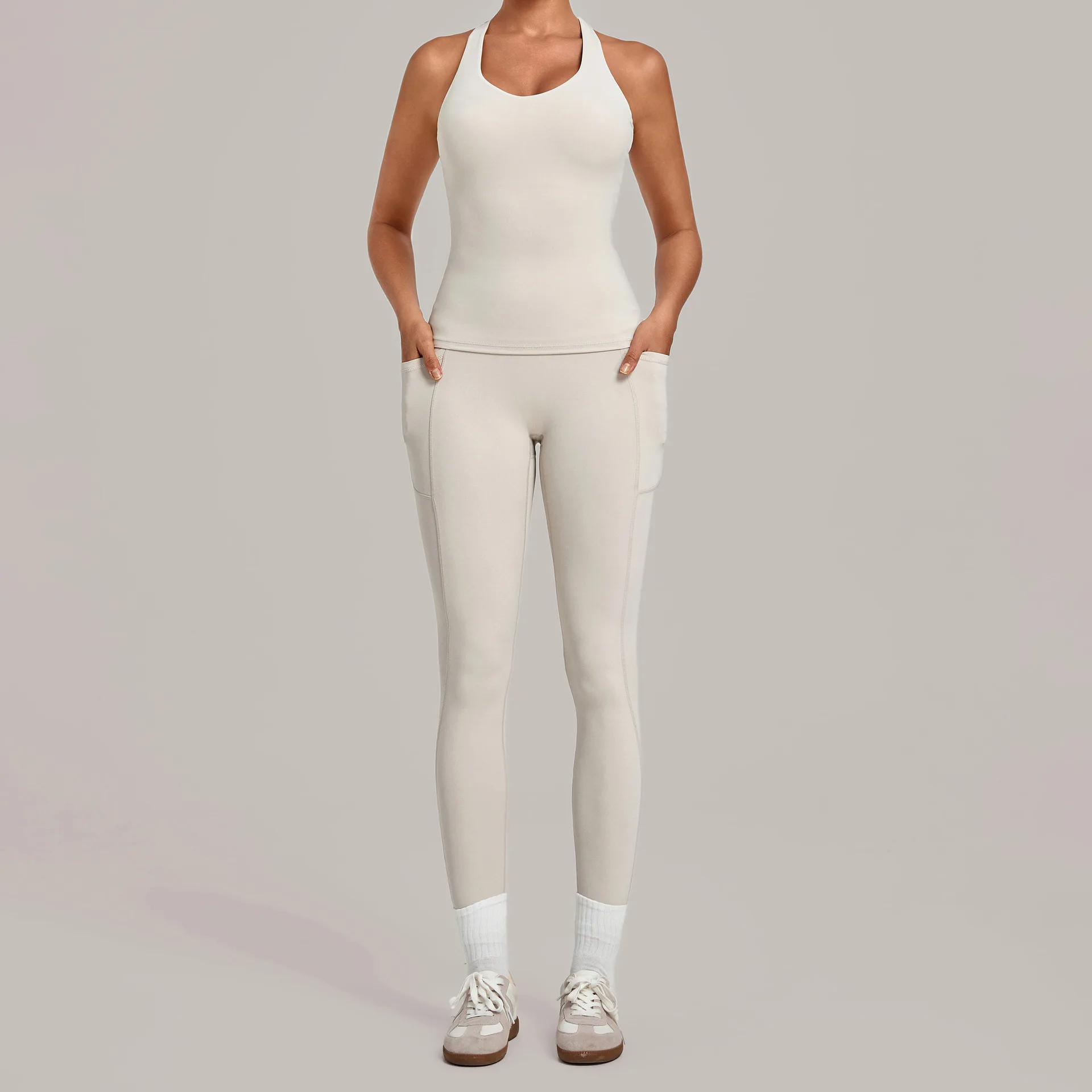 Women's Yoga Sets Gym Workout Activewear Anti Breast Vibration Sports Vest Side Pockets Tight Pants for Outdoor Running Fitness
Women's Yoga Sets Gym Workout Activewear Anti Breast Vibration Sports Vest Side Pockets Tight Pants for Outdoor Running Fitness