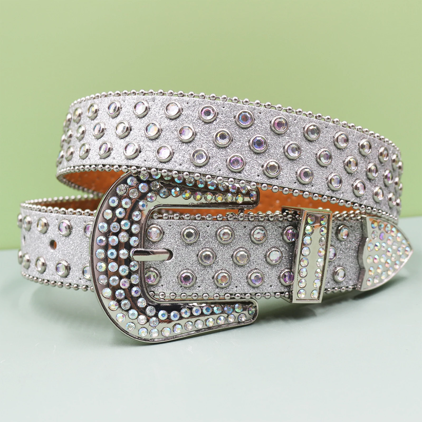 Женский брендовый роскошный ремень с блестками в стиле панк с металлической пряжкой, блестящий ремень с черепом и стразами, модный пояс, джинсы, брюки, декоративный ремень
Женский брендовый роскошный ремень с блестками в стиле панк с металлической пряжкой, блестящий ремень с черепом и стразами, модный пояс, джинсы, брюки, декоративный ремень