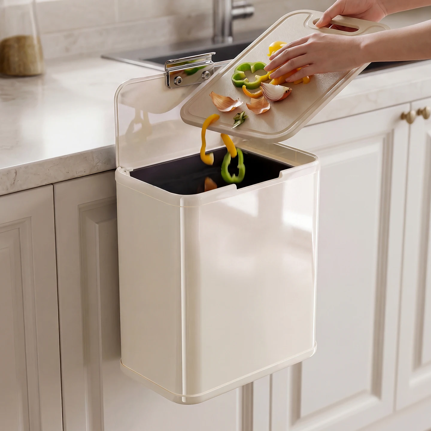 Double Bucket Stainless Steel Wall-Mounted Trash Can, Detachable Inner Bin, Waterproof Lid, Odor-Proof Dustproof, Home Kitchen
Double Bucket Stainless Steel Wall-Mounted Trash Can, Detachable Inner Bin, Waterproof Lid, Odor-Proof Dustproof, Home Kitchen