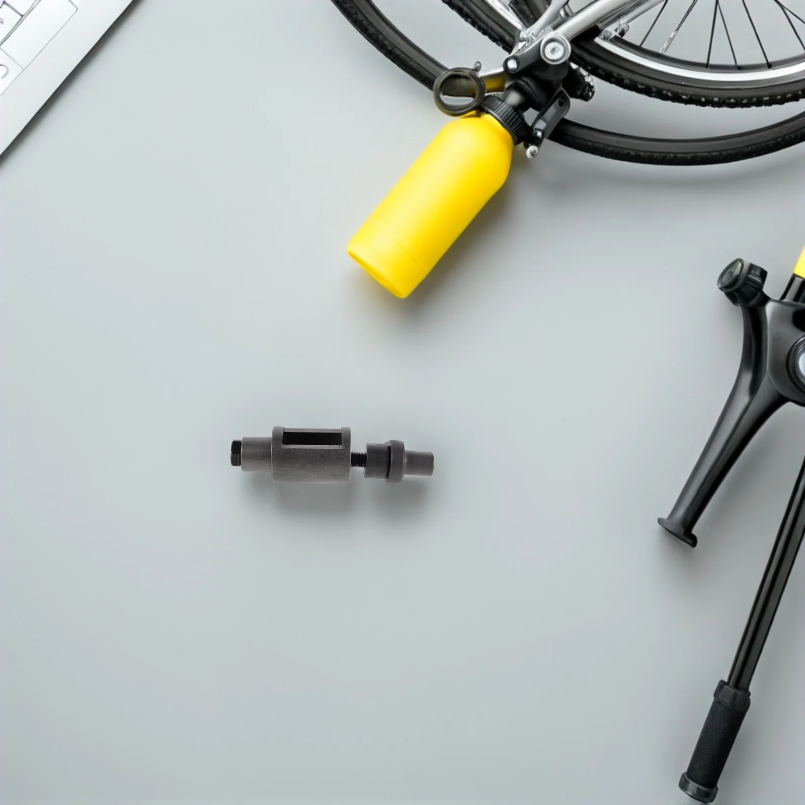 Motorcycle Repair Tools Bottom Bracket Removal Durable Bearing Puller Set Mechanic Hand Tool for Motorbike Maintenance
Motorcycle Repair Tools Bottom Bracket Removal Durable Bearing Puller Set Mechanic Hand Tool for Motorbike Maintenance