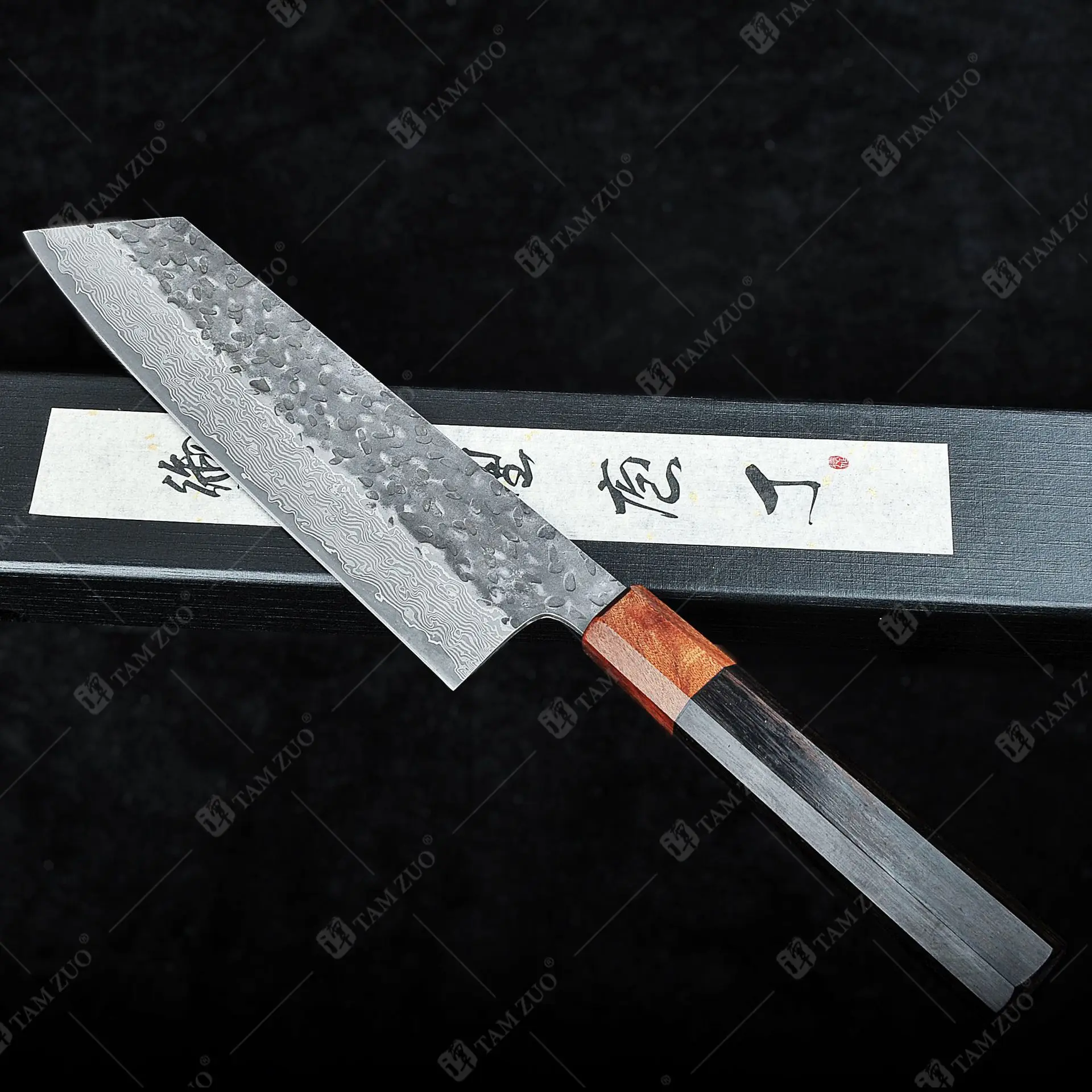 TAMZUO Japanese Kitchen Knife Meat Cleaver Premium Damascus Steel Chef Knife Hammer Pattern with Octagonal Wood Handle
TAMZUO Japanese Kitchen Knife Meat Cleaver Premium Damascus Steel Chef Knife Hammer Pattern with Octagonal Wood Handle